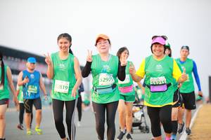 BIB: 5295, 3235, 52819, 
                            <button type="button" onclick="openModal(10507172)" class="btn btn-primary btn-sm float-right btn-popup" data-toggle="modal" data-target=".modal-high-quality">
                        <i class="fas fa-shopping-cart"></i> Add to Cart
                    </button>
                                            <button type="button" onclick="isThisMe(10507172, true)" class="btn btn-success btn-sm float-right btn-popup btn-isme hidden" data-toggle="tooltip" data-placement="bottom" title="นี่คือรูปของคุณใช่ไหม คลิกที่นี่เพื่อเอาเข้าอัลบั้ม">
                        <i class="fas fa-plus"></i> Add to album
                    </button>
                    <button type="button" onclick="isThisMe(10507172, false)" class="btn btn-warning btn-sm float-right btn-popup btn-isnotme hidden">
                        <i class="fas fa-ban"></i> Remove from album
                    </button>