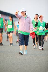 BIB: 295
                            <button type="button" onclick="openModal(10507050)" class="btn btn-primary btn-sm float-right btn-popup" data-toggle="modal" data-target=".modal-high-quality">
                        <i class="fas fa-shopping-cart"></i> Add to Cart
                    </button>
                                            <button type="button" onclick="isThisMe(10507050, true)" class="btn btn-success btn-sm float-right btn-popup btn-isme hidden" data-toggle="tooltip" data-placement="bottom" title="นี่คือรูปของคุณใช่ไหม คลิกที่นี่เพื่อเอาเข้าอัลบั้ม">
                        <i class="fas fa-plus"></i> Add to album
                    </button>
                    <button type="button" onclick="isThisMe(10507050, false)" class="btn btn-warning btn-sm float-right btn-popup btn-isnotme hidden">
                        <i class="fas fa-ban"></i> Remove from album
                    </button>