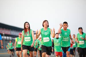 BIB: 50928, 50095, 51139, 51109, 51958
                            <button type="button" onclick="openModal(10506814)" class="btn btn-primary btn-sm float-right btn-popup" data-toggle="modal" data-target=".modal-high-quality">
                        <i class="fas fa-shopping-cart"></i> Add to Cart
                    </button>
                                            <button type="button" onclick="isThisMe(10506814, true)" class="btn btn-success btn-sm float-right btn-popup btn-isme hidden" data-toggle="tooltip" data-placement="bottom" title="นี่คือรูปของคุณใช่ไหม คลิกที่นี่เพื่อเอาเข้าอัลบั้ม">
                        <i class="fas fa-plus"></i> Add to album
                    </button>
                    <button type="button" onclick="isThisMe(10506814, false)" class="btn btn-warning btn-sm float-right btn-popup btn-isnotme hidden">
                        <i class="fas fa-ban"></i> Remove from album
                    </button>