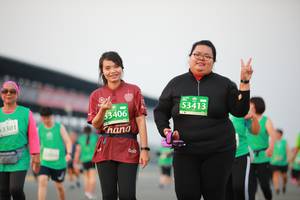 BIB: 53413, 3406, 53301
                            <button type="button" onclick="openModal(10528278)" class="btn btn-primary btn-sm float-right btn-popup" data-toggle="modal" data-target=".modal-high-quality">
                        <i class="fas fa-shopping-cart"></i> Add to Cart
                    </button>
                                            <button type="button" onclick="isThisMe(10528278, true)" class="btn btn-success btn-sm float-right btn-popup btn-isme hidden" data-toggle="tooltip" data-placement="bottom" title="นี่คือรูปของคุณใช่ไหม คลิกที่นี่เพื่อเอาเข้าอัลบั้ม">
                        <i class="fas fa-plus"></i> Add to album
                    </button>
                    <button type="button" onclick="isThisMe(10528278, false)" class="btn btn-warning btn-sm float-right btn-popup btn-isnotme hidden">
                        <i class="fas fa-ban"></i> Remove from album
                    </button>