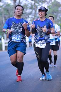 BIB: 80620, 4986, 0624
                            <button type="button" onclick="openModal(11852709)" class="btn btn-primary btn-sm float-right btn-popup" data-toggle="modal" data-target=".modal-high-quality">
                        <i class="fas fa-shopping-cart"></i> Add to Cart
                    </button>
                                            <button type="button" onclick="isThisMe(11852709, true)" class="btn btn-success btn-sm float-right btn-popup btn-isme hidden" data-toggle="tooltip" data-placement="bottom" title="นี่คือรูปของคุณใช่ไหม คลิกที่นี่เพื่อเอาเข้าอัลบั้ม">
                        <i class="fas fa-plus"></i> Add to album
                    </button>
                    <button type="button" onclick="isThisMe(11852709, false)" class="btn btn-warning btn-sm float-right btn-popup btn-isnotme hidden">
                        <i class="fas fa-ban"></i> Remove from album
                    </button>