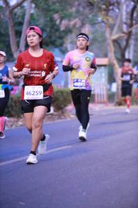 BIB: 0891, 46259
                            <button type="button" onclick="openModal(11011146)" class="btn btn-primary btn-sm float-right btn-popup" data-toggle="modal" data-target=".modal-high-quality">
                        <i class="fas fa-shopping-cart"></i> Add to Cart
                    </button>
                                            <button type="button" onclick="isThisMe(11011146, true)" class="btn btn-success btn-sm float-right btn-popup btn-isme hidden" data-toggle="tooltip" data-placement="bottom" title="นี่คือรูปของคุณใช่ไหม คลิกที่นี่เพื่อเอาเข้าอัลบั้ม">
                        <i class="fas fa-plus"></i> Add to album
                    </button>
                    <button type="button" onclick="isThisMe(11011146, false)" class="btn btn-warning btn-sm float-right btn-popup btn-isnotme hidden">
                        <i class="fas fa-ban"></i> Remove from album
                    </button>