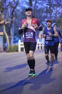 BIB: 45213, 40838
                            <button type="button" onclick="openModal(10804505)" class="btn btn-primary btn-sm float-right btn-popup" data-toggle="modal" data-target=".modal-high-quality">
                        <i class="fas fa-shopping-cart"></i> Add to Cart
                    </button>
                                            <button type="button" onclick="isThisMe(10804505, true)" class="btn btn-success btn-sm float-right btn-popup btn-isme hidden" data-toggle="tooltip" data-placement="bottom" title="นี่คือรูปของคุณใช่ไหม คลิกที่นี่เพื่อเอาเข้าอัลบั้ม">
                        <i class="fas fa-plus"></i> Add to album
                    </button>
                    <button type="button" onclick="isThisMe(10804505, false)" class="btn btn-warning btn-sm float-right btn-popup btn-isnotme hidden">
                        <i class="fas fa-ban"></i> Remove from album
                    </button>