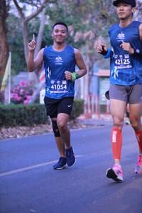 BIB: 42125, 41054
                            <button type="button" onclick="openModal(11009546)" class="btn btn-primary btn-sm float-right btn-popup" data-toggle="modal" data-target=".modal-high-quality">
                        <i class="fas fa-shopping-cart"></i> Add to Cart
                    </button>
                                            <button type="button" onclick="isThisMe(11009546, true)" class="btn btn-success btn-sm float-right btn-popup btn-isme hidden" data-toggle="tooltip" data-placement="bottom" title="นี่คือรูปของคุณใช่ไหม คลิกที่นี่เพื่อเอาเข้าอัลบั้ม">
                        <i class="fas fa-plus"></i> Add to album
                    </button>
                    <button type="button" onclick="isThisMe(11009546, false)" class="btn btn-warning btn-sm float-right btn-popup btn-isnotme hidden">
                        <i class="fas fa-ban"></i> Remove from album
                    </button>