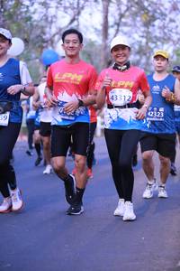 BIB: 43312, 42323
                            <button type="button" onclick="openModal(11062358)" class="btn btn-primary btn-sm float-right btn-popup" data-toggle="modal" data-target=".modal-high-quality">
                        <i class="fas fa-shopping-cart"></i> Add to Cart
                    </button>
                                            <button type="button" onclick="isThisMe(11062358, true)" class="btn btn-success btn-sm float-right btn-popup btn-isme hidden" data-toggle="tooltip" data-placement="bottom" title="นี่คือรูปของคุณใช่ไหม คลิกที่นี่เพื่อเอาเข้าอัลบั้ม">
                        <i class="fas fa-plus"></i> Add to album
                    </button>
                    <button type="button" onclick="isThisMe(11062358, false)" class="btn btn-warning btn-sm float-right btn-popup btn-isnotme hidden">
                        <i class="fas fa-ban"></i> Remove from album
                    </button>