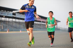 BIB: 5159, 50396
                            <button type="button" onclick="openModal(10483067)" class="btn btn-primary btn-sm float-right btn-popup" data-toggle="modal" data-target=".modal-high-quality">
                        <i class="fas fa-shopping-cart"></i> Add to Cart
                    </button>
                                            <button type="button" onclick="isThisMe(10483067, true)" class="btn btn-success btn-sm float-right btn-popup btn-isme hidden" data-toggle="tooltip" data-placement="bottom" title="นี่คือรูปของคุณใช่ไหม คลิกที่นี่เพื่อเอาเข้าอัลบั้ม">
                        <i class="fas fa-plus"></i> Add to album
                    </button>
                    <button type="button" onclick="isThisMe(10483067, false)" class="btn btn-warning btn-sm float-right btn-popup btn-isnotme hidden">
                        <i class="fas fa-ban"></i> Remove from album
                    </button>