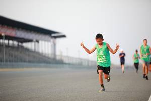 BIB: 0008
                            <button type="button" onclick="openModal(10482103)" class="btn btn-primary btn-sm float-right btn-popup" data-toggle="modal" data-target=".modal-high-quality">
                        <i class="fas fa-shopping-cart"></i> Add to Cart
                    </button>
                                            <button type="button" onclick="isThisMe(10482103, true)" class="btn btn-success btn-sm float-right btn-popup btn-isme hidden" data-toggle="tooltip" data-placement="bottom" title="นี่คือรูปของคุณใช่ไหม คลิกที่นี่เพื่อเอาเข้าอัลบั้ม">
                        <i class="fas fa-plus"></i> Add to album
                    </button>
                    <button type="button" onclick="isThisMe(10482103, false)" class="btn btn-warning btn-sm float-right btn-popup btn-isnotme hidden">
                        <i class="fas fa-ban"></i> Remove from album
                    </button>