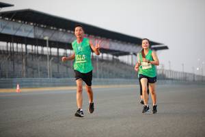 BIB: 0640
                            <button type="button" onclick="openModal(10483853)" class="btn btn-primary btn-sm float-right btn-popup" data-toggle="modal" data-target=".modal-high-quality">
                        <i class="fas fa-shopping-cart"></i> Add to Cart
                    </button>
                                            <button type="button" onclick="isThisMe(10483853, true)" class="btn btn-success btn-sm float-right btn-popup btn-isme hidden" data-toggle="tooltip" data-placement="bottom" title="นี่คือรูปของคุณใช่ไหม คลิกที่นี่เพื่อเอาเข้าอัลบั้ม">
                        <i class="fas fa-plus"></i> Add to album
                    </button>
                    <button type="button" onclick="isThisMe(10483853, false)" class="btn btn-warning btn-sm float-right btn-popup btn-isnotme hidden">
                        <i class="fas fa-ban"></i> Remove from album
                    </button>