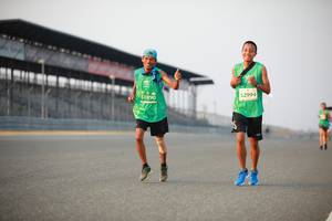 BIB: 52994, 51890
                            <button type="button" onclick="openModal(10481472)" class="btn btn-primary btn-sm float-right btn-popup" data-toggle="modal" data-target=".modal-high-quality">
                        <i class="fas fa-shopping-cart"></i> Add to Cart
                    </button>
                                            <button type="button" onclick="isThisMe(10481472, true)" class="btn btn-success btn-sm float-right btn-popup btn-isme hidden" data-toggle="tooltip" data-placement="bottom" title="นี่คือรูปของคุณใช่ไหม คลิกที่นี่เพื่อเอาเข้าอัลบั้ม">
                        <i class="fas fa-plus"></i> Add to album
                    </button>
                    <button type="button" onclick="isThisMe(10481472, false)" class="btn btn-warning btn-sm float-right btn-popup btn-isnotme hidden">
                        <i class="fas fa-ban"></i> Remove from album
                    </button>