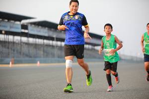 BIB: 
                            <button type="button" onclick="openModal(10483035)" class="btn btn-primary btn-sm float-right btn-popup" data-toggle="modal" data-target=".modal-high-quality">
                        <i class="fas fa-shopping-cart"></i> Add to Cart
                    </button>
                                            <button type="button" onclick="isThisMe(10483035, true)" class="btn btn-success btn-sm float-right btn-popup btn-isme hidden" data-toggle="tooltip" data-placement="bottom" title="นี่คือรูปของคุณใช่ไหม คลิกที่นี่เพื่อเอาเข้าอัลบั้ม">
                        <i class="fas fa-plus"></i> Add to album
                    </button>
                    <button type="button" onclick="isThisMe(10483035, false)" class="btn btn-warning btn-sm float-right btn-popup btn-isnotme hidden">
                        <i class="fas fa-ban"></i> Remove from album
                    </button>