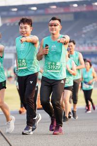 BIB: 1670, 51929
                            <button type="button" onclick="openModal(10488254)" class="btn btn-primary btn-sm float-right btn-popup" data-toggle="modal" data-target=".modal-high-quality">
                        <i class="fas fa-shopping-cart"></i> Add to Cart
                    </button>
                                            <button type="button" onclick="isThisMe(10488254, true)" class="btn btn-success btn-sm float-right btn-popup btn-isme hidden" data-toggle="tooltip" data-placement="bottom" title="นี่คือรูปของคุณใช่ไหม คลิกที่นี่เพื่อเอาเข้าอัลบั้ม">
                        <i class="fas fa-plus"></i> Add to album
                    </button>
                    <button type="button" onclick="isThisMe(10488254, false)" class="btn btn-warning btn-sm float-right btn-popup btn-isnotme hidden">
                        <i class="fas fa-ban"></i> Remove from album
                    </button>