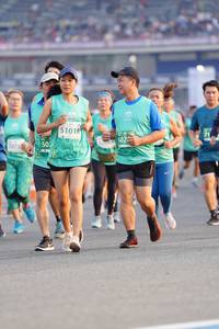 BIB: 51018, 502, 5275
                            <button type="button" onclick="openModal(10492084)" class="btn btn-primary btn-sm float-right btn-popup" data-toggle="modal" data-target=".modal-high-quality">
                        <i class="fas fa-shopping-cart"></i> Add to Cart
                    </button>
                                            <button type="button" onclick="isThisMe(10492084, true)" class="btn btn-success btn-sm float-right btn-popup btn-isme hidden" data-toggle="tooltip" data-placement="bottom" title="นี่คือรูปของคุณใช่ไหม คลิกที่นี่เพื่อเอาเข้าอัลบั้ม">
                        <i class="fas fa-plus"></i> Add to album
                    </button>
                    <button type="button" onclick="isThisMe(10492084, false)" class="btn btn-warning btn-sm float-right btn-popup btn-isnotme hidden">
                        <i class="fas fa-ban"></i> Remove from album
                    </button>