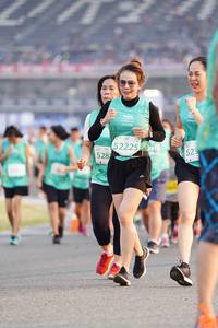 BIB: 52225, 523
                            <button type="button" onclick="openModal(10492363)" class="btn btn-primary btn-sm float-right btn-popup" data-toggle="modal" data-target=".modal-high-quality">
                        <i class="fas fa-shopping-cart"></i> Add to Cart
                    </button>
                                            <button type="button" onclick="isThisMe(10492363, true)" class="btn btn-success btn-sm float-right btn-popup btn-isme hidden" data-toggle="tooltip" data-placement="bottom" title="นี่คือรูปของคุณใช่ไหม คลิกที่นี่เพื่อเอาเข้าอัลบั้ม">
                        <i class="fas fa-plus"></i> Add to album
                    </button>
                    <button type="button" onclick="isThisMe(10492363, false)" class="btn btn-warning btn-sm float-right btn-popup btn-isnotme hidden">
                        <i class="fas fa-ban"></i> Remove from album
                    </button>