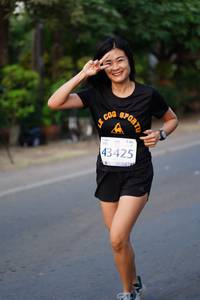 BIB: 43425
                            <button type="button" onclick="openModal(10610312)" class="btn btn-primary btn-sm float-right btn-popup" data-toggle="modal" data-target=".modal-high-quality">
                        <i class="fas fa-shopping-cart"></i> Add to Cart
                    </button>
                                            <button type="button" onclick="isThisMe(10610312, true)" class="btn btn-success btn-sm float-right btn-popup btn-isme hidden" data-toggle="tooltip" data-placement="bottom" title="นี่คือรูปของคุณใช่ไหม คลิกที่นี่เพื่อเอาเข้าอัลบั้ม">
                        <i class="fas fa-plus"></i> Add to album
                    </button>
                    <button type="button" onclick="isThisMe(10610312, false)" class="btn btn-warning btn-sm float-right btn-popup btn-isnotme hidden">
                        <i class="fas fa-ban"></i> Remove from album
                    </button>