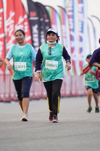 BIB: 50865, 52693
                            <button type="button" onclick="openModal(10507042)" class="btn btn-primary btn-sm float-right btn-popup" data-toggle="modal" data-target=".modal-high-quality">
                        <i class="fas fa-shopping-cart"></i> Add to Cart
                    </button>
                                            <button type="button" onclick="isThisMe(10507042, true)" class="btn btn-success btn-sm float-right btn-popup btn-isme hidden" data-toggle="tooltip" data-placement="bottom" title="นี่คือรูปของคุณใช่ไหม คลิกที่นี่เพื่อเอาเข้าอัลบั้ม">
                        <i class="fas fa-plus"></i> Add to album
                    </button>
                    <button type="button" onclick="isThisMe(10507042, false)" class="btn btn-warning btn-sm float-right btn-popup btn-isnotme hidden">
                        <i class="fas fa-ban"></i> Remove from album
                    </button>