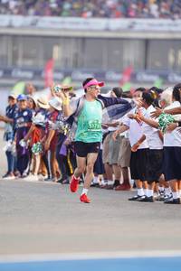 BIB: 51731
                            <button type="button" onclick="openModal(10487148)" class="btn btn-primary btn-sm float-right btn-popup" data-toggle="modal" data-target=".modal-high-quality">
                        <i class="fas fa-shopping-cart"></i> Add to Cart
                    </button>
                                            <button type="button" onclick="isThisMe(10487148, true)" class="btn btn-success btn-sm float-right btn-popup btn-isme hidden" data-toggle="tooltip" data-placement="bottom" title="นี่คือรูปของคุณใช่ไหม คลิกที่นี่เพื่อเอาเข้าอัลบั้ม">
                        <i class="fas fa-plus"></i> Add to album
                    </button>
                    <button type="button" onclick="isThisMe(10487148, false)" class="btn btn-warning btn-sm float-right btn-popup btn-isnotme hidden">
                        <i class="fas fa-ban"></i> Remove from album
                    </button>