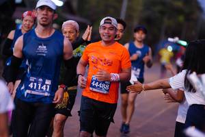 BIB: 44488, 41141
                            <button type="button" onclick="openModal(12573376)" class="btn btn-primary btn-sm float-right btn-popup" data-toggle="modal" data-target=".modal-high-quality">
                        <i class="fas fa-shopping-cart"></i> Add to Cart
                    </button>
                                            <button type="button" onclick="isThisMe(12573376, true)" class="btn btn-success btn-sm float-right btn-popup btn-isme hidden" data-toggle="tooltip" data-placement="bottom" title="นี่คือรูปของคุณใช่ไหม คลิกที่นี่เพื่อเอาเข้าอัลบั้ม">
                        <i class="fas fa-plus"></i> Add to album
                    </button>
                    <button type="button" onclick="isThisMe(12573376, false)" class="btn btn-warning btn-sm float-right btn-popup btn-isnotme hidden">
                        <i class="fas fa-ban"></i> Remove from album
                    </button>