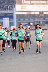 BIB: 83382, 367
                            <button type="button" onclick="openModal(10493100)" class="btn btn-primary btn-sm float-right btn-popup" data-toggle="modal" data-target=".modal-high-quality">
                        <i class="fas fa-shopping-cart"></i> Add to Cart
                    </button>
                                            <button type="button" onclick="isThisMe(10493100, true)" class="btn btn-success btn-sm float-right btn-popup btn-isme hidden" data-toggle="tooltip" data-placement="bottom" title="นี่คือรูปของคุณใช่ไหม คลิกที่นี่เพื่อเอาเข้าอัลบั้ม">
                        <i class="fas fa-plus"></i> Add to album
                    </button>
                    <button type="button" onclick="isThisMe(10493100, false)" class="btn btn-warning btn-sm float-right btn-popup btn-isnotme hidden">
                        <i class="fas fa-ban"></i> Remove from album
                    </button>