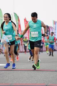 BIB: 52772, 307
                            <button type="button" onclick="openModal(10515343)" class="btn btn-primary btn-sm float-right btn-popup" data-toggle="modal" data-target=".modal-high-quality">
                        <i class="fas fa-shopping-cart"></i> Add to Cart
                    </button>
                                            <button type="button" onclick="isThisMe(10515343, true)" class="btn btn-success btn-sm float-right btn-popup btn-isme hidden" data-toggle="tooltip" data-placement="bottom" title="นี่คือรูปของคุณใช่ไหม คลิกที่นี่เพื่อเอาเข้าอัลบั้ม">
                        <i class="fas fa-plus"></i> Add to album
                    </button>
                    <button type="button" onclick="isThisMe(10515343, false)" class="btn btn-warning btn-sm float-right btn-popup btn-isnotme hidden">
                        <i class="fas fa-ban"></i> Remove from album
                    </button>