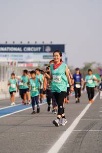 BIB: 50952, 1513
                            <button type="button" onclick="openModal(10471464)" class="btn btn-primary btn-sm float-right btn-popup" data-toggle="modal" data-target=".modal-high-quality">
                        <i class="fas fa-shopping-cart"></i> Add to Cart
                    </button>
                                            <button type="button" onclick="isThisMe(10471464, true)" class="btn btn-success btn-sm float-right btn-popup btn-isme hidden" data-toggle="tooltip" data-placement="bottom" title="นี่คือรูปของคุณใช่ไหม คลิกที่นี่เพื่อเอาเข้าอัลบั้ม">
                        <i class="fas fa-plus"></i> Add to album
                    </button>
                    <button type="button" onclick="isThisMe(10471464, false)" class="btn btn-warning btn-sm float-right btn-popup btn-isnotme hidden">
                        <i class="fas fa-ban"></i> Remove from album
                    </button>