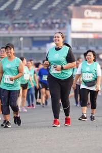 BIB: 519, 53147, 511
                            <button type="button" onclick="openModal(10497867)" class="btn btn-primary btn-sm float-right btn-popup" data-toggle="modal" data-target=".modal-high-quality">
                        <i class="fas fa-shopping-cart"></i> Add to Cart
                    </button>
                                            <button type="button" onclick="isThisMe(10497867, true)" class="btn btn-success btn-sm float-right btn-popup btn-isme hidden" data-toggle="tooltip" data-placement="bottom" title="นี่คือรูปของคุณใช่ไหม คลิกที่นี่เพื่อเอาเข้าอัลบั้ม">
                        <i class="fas fa-plus"></i> Add to album
                    </button>
                    <button type="button" onclick="isThisMe(10497867, false)" class="btn btn-warning btn-sm float-right btn-popup btn-isnotme hidden">
                        <i class="fas fa-ban"></i> Remove from album
                    </button>