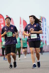 BIB: 50405, 50861
                            <button type="button" onclick="openModal(10524174)" class="btn btn-primary btn-sm float-right btn-popup" data-toggle="modal" data-target=".modal-high-quality">
                        <i class="fas fa-shopping-cart"></i> Add to Cart
                    </button>
                                            <button type="button" onclick="isThisMe(10524174, true)" class="btn btn-success btn-sm float-right btn-popup btn-isme hidden" data-toggle="tooltip" data-placement="bottom" title="นี่คือรูปของคุณใช่ไหม คลิกที่นี่เพื่อเอาเข้าอัลบั้ม">
                        <i class="fas fa-plus"></i> Add to album
                    </button>
                    <button type="button" onclick="isThisMe(10524174, false)" class="btn btn-warning btn-sm float-right btn-popup btn-isnotme hidden">
                        <i class="fas fa-ban"></i> Remove from album
                    </button>