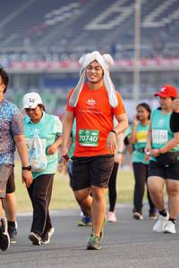 BIB: 1310, 70740
                            <button type="button" onclick="openModal(10495703)" class="btn btn-primary btn-sm float-right btn-popup" data-toggle="modal" data-target=".modal-high-quality">
                        <i class="fas fa-shopping-cart"></i> Add to Cart
                    </button>
                                            <button type="button" onclick="isThisMe(10495703, true)" class="btn btn-success btn-sm float-right btn-popup btn-isme hidden" data-toggle="tooltip" data-placement="bottom" title="นี่คือรูปของคุณใช่ไหม คลิกที่นี่เพื่อเอาเข้าอัลบั้ม">
                        <i class="fas fa-plus"></i> Add to album
                    </button>
                    <button type="button" onclick="isThisMe(10495703, false)" class="btn btn-warning btn-sm float-right btn-popup btn-isnotme hidden">
                        <i class="fas fa-ban"></i> Remove from album
                    </button>