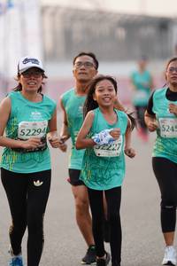 BIB: 5245, 52294, 2227
                            <button type="button" onclick="openModal(10500139)" class="btn btn-primary btn-sm float-right btn-popup" data-toggle="modal" data-target=".modal-high-quality">
                        <i class="fas fa-shopping-cart"></i> Add to Cart
                    </button>
                                            <button type="button" onclick="isThisMe(10500139, true)" class="btn btn-success btn-sm float-right btn-popup btn-isme hidden" data-toggle="tooltip" data-placement="bottom" title="นี่คือรูปของคุณใช่ไหม คลิกที่นี่เพื่อเอาเข้าอัลบั้ม">
                        <i class="fas fa-plus"></i> Add to album
                    </button>
                    <button type="button" onclick="isThisMe(10500139, false)" class="btn btn-warning btn-sm float-right btn-popup btn-isnotme hidden">
                        <i class="fas fa-ban"></i> Remove from album
                    </button>