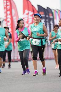 BIB: 51119
                            <button type="button" onclick="openModal(10512580)" class="btn btn-primary btn-sm float-right btn-popup" data-toggle="modal" data-target=".modal-high-quality">
                        <i class="fas fa-shopping-cart"></i> Add to Cart
                    </button>
                                            <button type="button" onclick="isThisMe(10512580, true)" class="btn btn-success btn-sm float-right btn-popup btn-isme hidden" data-toggle="tooltip" data-placement="bottom" title="นี่คือรูปของคุณใช่ไหม คลิกที่นี่เพื่อเอาเข้าอัลบั้ม">
                        <i class="fas fa-plus"></i> Add to album
                    </button>
                    <button type="button" onclick="isThisMe(10512580, false)" class="btn btn-warning btn-sm float-right btn-popup btn-isnotme hidden">
                        <i class="fas fa-ban"></i> Remove from album
                    </button>