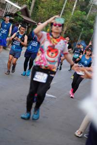BIB: 352
                            <button type="button" onclick="openModal(10601887)" class="btn btn-primary btn-sm float-right btn-popup" data-toggle="modal" data-target=".modal-high-quality">
                        <i class="fas fa-shopping-cart"></i> Add to Cart
                    </button>
                                            <button type="button" onclick="isThisMe(10601887, true)" class="btn btn-success btn-sm float-right btn-popup btn-isme hidden" data-toggle="tooltip" data-placement="bottom" title="นี่คือรูปของคุณใช่ไหม คลิกที่นี่เพื่อเอาเข้าอัลบั้ม">
                        <i class="fas fa-plus"></i> Add to album
                    </button>
                    <button type="button" onclick="isThisMe(10601887, false)" class="btn btn-warning btn-sm float-right btn-popup btn-isnotme hidden">
                        <i class="fas fa-ban"></i> Remove from album
                    </button>