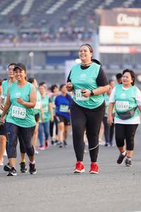 BIB: 513, 53147, 51142
                            <button type="button" onclick="openModal(10497864)" class="btn btn-primary btn-sm float-right btn-popup" data-toggle="modal" data-target=".modal-high-quality">
                        <i class="fas fa-shopping-cart"></i> Add to Cart
                    </button>
                                            <button type="button" onclick="isThisMe(10497864, true)" class="btn btn-success btn-sm float-right btn-popup btn-isme hidden" data-toggle="tooltip" data-placement="bottom" title="นี่คือรูปของคุณใช่ไหม คลิกที่นี่เพื่อเอาเข้าอัลบั้ม">
                        <i class="fas fa-plus"></i> Add to album
                    </button>
                    <button type="button" onclick="isThisMe(10497864, false)" class="btn btn-warning btn-sm float-right btn-popup btn-isnotme hidden">
                        <i class="fas fa-ban"></i> Remove from album
                    </button>