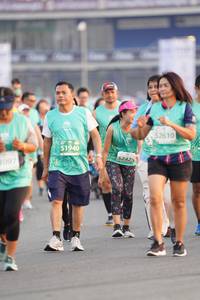 BIB: 52610, 51940, 52425, 3097
                            <button type="button" onclick="openModal(10498643)" class="btn btn-primary btn-sm float-right btn-popup" data-toggle="modal" data-target=".modal-high-quality">
                        <i class="fas fa-shopping-cart"></i> Add to Cart
                    </button>
                                            <button type="button" onclick="isThisMe(10498643, true)" class="btn btn-success btn-sm float-right btn-popup btn-isme hidden" data-toggle="tooltip" data-placement="bottom" title="นี่คือรูปของคุณใช่ไหม คลิกที่นี่เพื่อเอาเข้าอัลบั้ม">
                        <i class="fas fa-plus"></i> Add to album
                    </button>
                    <button type="button" onclick="isThisMe(10498643, false)" class="btn btn-warning btn-sm float-right btn-popup btn-isnotme hidden">
                        <i class="fas fa-ban"></i> Remove from album
                    </button>