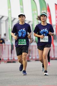 BIB: 31116, 51645
                            <button type="button" onclick="openModal(10518391)" class="btn btn-primary btn-sm float-right btn-popup" data-toggle="modal" data-target=".modal-high-quality">
                        <i class="fas fa-shopping-cart"></i> Add to Cart
                    </button>
                                            <button type="button" onclick="isThisMe(10518391, true)" class="btn btn-success btn-sm float-right btn-popup btn-isme hidden" data-toggle="tooltip" data-placement="bottom" title="นี่คือรูปของคุณใช่ไหม คลิกที่นี่เพื่อเอาเข้าอัลบั้ม">
                        <i class="fas fa-plus"></i> Add to album
                    </button>
                    <button type="button" onclick="isThisMe(10518391, false)" class="btn btn-warning btn-sm float-right btn-popup btn-isnotme hidden">
                        <i class="fas fa-ban"></i> Remove from album
                    </button>