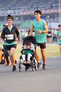 BIB: 5024, 0696
                            <button type="button" onclick="openModal(10493442)" class="btn btn-primary btn-sm float-right btn-popup" data-toggle="modal" data-target=".modal-high-quality">
                        <i class="fas fa-shopping-cart"></i> Add to Cart
                    </button>
                                            <button type="button" onclick="isThisMe(10493442, true)" class="btn btn-success btn-sm float-right btn-popup btn-isme hidden" data-toggle="tooltip" data-placement="bottom" title="นี่คือรูปของคุณใช่ไหม คลิกที่นี่เพื่อเอาเข้าอัลบั้ม">
                        <i class="fas fa-plus"></i> Add to album
                    </button>
                    <button type="button" onclick="isThisMe(10493442, false)" class="btn btn-warning btn-sm float-right btn-popup btn-isnotme hidden">
                        <i class="fas fa-ban"></i> Remove from album
                    </button>