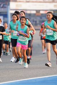 BIB: 52243, 286, 52262
                            <button type="button" onclick="openModal(10487337)" class="btn btn-primary btn-sm float-right btn-popup" data-toggle="modal" data-target=".modal-high-quality">
                        <i class="fas fa-shopping-cart"></i> Add to Cart
                    </button>
                                            <button type="button" onclick="isThisMe(10487337, true)" class="btn btn-success btn-sm float-right btn-popup btn-isme hidden" data-toggle="tooltip" data-placement="bottom" title="นี่คือรูปของคุณใช่ไหม คลิกที่นี่เพื่อเอาเข้าอัลบั้ม">
                        <i class="fas fa-plus"></i> Add to album
                    </button>
                    <button type="button" onclick="isThisMe(10487337, false)" class="btn btn-warning btn-sm float-right btn-popup btn-isnotme hidden">
                        <i class="fas fa-ban"></i> Remove from album
                    </button>