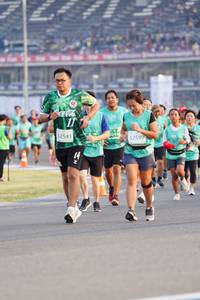 BIB: 50446, 52541, 52597
                            <button type="button" onclick="openModal(10489347)" class="btn btn-primary btn-sm float-right btn-popup" data-toggle="modal" data-target=".modal-high-quality">
                        <i class="fas fa-shopping-cart"></i> Add to Cart
                    </button>
                                            <button type="button" onclick="isThisMe(10489347, true)" class="btn btn-success btn-sm float-right btn-popup btn-isme hidden" data-toggle="tooltip" data-placement="bottom" title="นี่คือรูปของคุณใช่ไหม คลิกที่นี่เพื่อเอาเข้าอัลบั้ม">
                        <i class="fas fa-plus"></i> Add to album
                    </button>
                    <button type="button" onclick="isThisMe(10489347, false)" class="btn btn-warning btn-sm float-right btn-popup btn-isnotme hidden">
                        <i class="fas fa-ban"></i> Remove from album
                    </button>