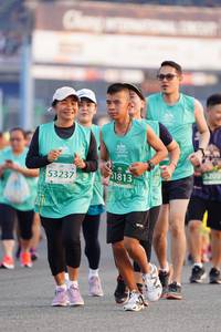 BIB: 205, 1813, 53237
                            <button type="button" onclick="openModal(10495626)" class="btn btn-primary btn-sm float-right btn-popup" data-toggle="modal" data-target=".modal-high-quality">
                        <i class="fas fa-shopping-cart"></i> Add to Cart
                    </button>
                                            <button type="button" onclick="isThisMe(10495626, true)" class="btn btn-success btn-sm float-right btn-popup btn-isme hidden" data-toggle="tooltip" data-placement="bottom" title="นี่คือรูปของคุณใช่ไหม คลิกที่นี่เพื่อเอาเข้าอัลบั้ม">
                        <i class="fas fa-plus"></i> Add to album
                    </button>
                    <button type="button" onclick="isThisMe(10495626, false)" class="btn btn-warning btn-sm float-right btn-popup btn-isnotme hidden">
                        <i class="fas fa-ban"></i> Remove from album
                    </button>