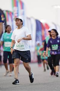 BIB: 52539
                            <button type="button" onclick="openModal(10506948)" class="btn btn-primary btn-sm float-right btn-popup" data-toggle="modal" data-target=".modal-high-quality">
                        <i class="fas fa-shopping-cart"></i> Add to Cart
                    </button>
                                            <button type="button" onclick="isThisMe(10506948, true)" class="btn btn-success btn-sm float-right btn-popup btn-isme hidden" data-toggle="tooltip" data-placement="bottom" title="นี่คือรูปของคุณใช่ไหม คลิกที่นี่เพื่อเอาเข้าอัลบั้ม">
                        <i class="fas fa-plus"></i> Add to album
                    </button>
                    <button type="button" onclick="isThisMe(10506948, false)" class="btn btn-warning btn-sm float-right btn-popup btn-isnotme hidden">
                        <i class="fas fa-ban"></i> Remove from album
                    </button>