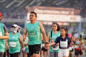 BIB: 50205, 52763, 135, 51180
                            <button type="button" onclick="openModal(10497672)" class="btn btn-primary btn-sm float-right btn-popup" data-toggle="modal" data-target=".modal-high-quality">
                        <i class="fas fa-shopping-cart"></i> Add to Cart
                    </button>
                                            <button type="button" onclick="isThisMe(10497672, true)" class="btn btn-success btn-sm float-right btn-popup btn-isme hidden" data-toggle="tooltip" data-placement="bottom" title="นี่คือรูปของคุณใช่ไหม คลิกที่นี่เพื่อเอาเข้าอัลบั้ม">
                        <i class="fas fa-plus"></i> Add to album
                    </button>
                    <button type="button" onclick="isThisMe(10497672, false)" class="btn btn-warning btn-sm float-right btn-popup btn-isnotme hidden">
                        <i class="fas fa-ban"></i> Remove from album
                    </button>