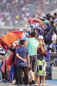 BIB: 
                            <button type="button" onclick="openModal(10487125)" class="btn btn-primary btn-sm float-right btn-popup" data-toggle="modal" data-target=".modal-high-quality">
                        <i class="fas fa-shopping-cart"></i> Add to Cart
                    </button>
                                            <button type="button" onclick="isThisMe(10487125, true)" class="btn btn-success btn-sm float-right btn-popup btn-isme hidden" data-toggle="tooltip" data-placement="bottom" title="นี่คือรูปของคุณใช่ไหม คลิกที่นี่เพื่อเอาเข้าอัลบั้ม">
                        <i class="fas fa-plus"></i> Add to album
                    </button>
                    <button type="button" onclick="isThisMe(10487125, false)" class="btn btn-warning btn-sm float-right btn-popup btn-isnotme hidden">
                        <i class="fas fa-ban"></i> Remove from album
                    </button>