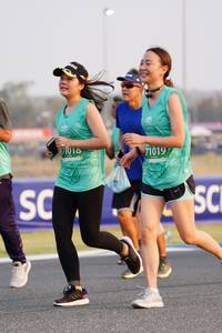 BIB: 71019, 71018
                            <button type="button" onclick="openModal(10493872)" class="btn btn-primary btn-sm float-right btn-popup" data-toggle="modal" data-target=".modal-high-quality">
                        <i class="fas fa-shopping-cart"></i> Add to Cart
                    </button>
                                            <button type="button" onclick="isThisMe(10493872, true)" class="btn btn-success btn-sm float-right btn-popup btn-isme hidden" data-toggle="tooltip" data-placement="bottom" title="นี่คือรูปของคุณใช่ไหม คลิกที่นี่เพื่อเอาเข้าอัลบั้ม">
                        <i class="fas fa-plus"></i> Add to album
                    </button>
                    <button type="button" onclick="isThisMe(10493872, false)" class="btn btn-warning btn-sm float-right btn-popup btn-isnotme hidden">
                        <i class="fas fa-ban"></i> Remove from album
                    </button>