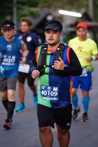 BIB: 40109
                            <button type="button" onclick="openModal(10596874)" class="btn btn-primary btn-sm float-right btn-popup" data-toggle="modal" data-target=".modal-high-quality">
                        <i class="fas fa-shopping-cart"></i> Add to Cart
                    </button>
                                            <button type="button" onclick="isThisMe(10596874, true)" class="btn btn-success btn-sm float-right btn-popup btn-isme hidden" data-toggle="tooltip" data-placement="bottom" title="นี่คือรูปของคุณใช่ไหม คลิกที่นี่เพื่อเอาเข้าอัลบั้ม">
                        <i class="fas fa-plus"></i> Add to album
                    </button>
                    <button type="button" onclick="isThisMe(10596874, false)" class="btn btn-warning btn-sm float-right btn-popup btn-isnotme hidden">
                        <i class="fas fa-ban"></i> Remove from album
                    </button>