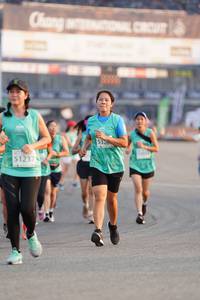 BIB: 5320, 1237
                            <button type="button" onclick="openModal(10487644)" class="btn btn-primary btn-sm float-right btn-popup" data-toggle="modal" data-target=".modal-high-quality">
                        <i class="fas fa-shopping-cart"></i> Add to Cart
                    </button>
                                            <button type="button" onclick="isThisMe(10487644, true)" class="btn btn-success btn-sm float-right btn-popup btn-isme hidden" data-toggle="tooltip" data-placement="bottom" title="นี่คือรูปของคุณใช่ไหม คลิกที่นี่เพื่อเอาเข้าอัลบั้ม">
                        <i class="fas fa-plus"></i> Add to album
                    </button>
                    <button type="button" onclick="isThisMe(10487644, false)" class="btn btn-warning btn-sm float-right btn-popup btn-isnotme hidden">
                        <i class="fas fa-ban"></i> Remove from album
                    </button>