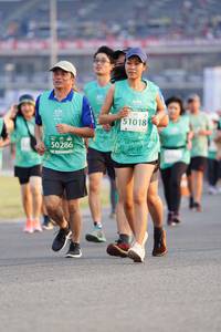 BIB: 51018, 50286
                            <button type="button" onclick="openModal(10492086)" class="btn btn-primary btn-sm float-right btn-popup" data-toggle="modal" data-target=".modal-high-quality">
                        <i class="fas fa-shopping-cart"></i> Add to Cart
                    </button>
                                            <button type="button" onclick="isThisMe(10492086, true)" class="btn btn-success btn-sm float-right btn-popup btn-isme hidden" data-toggle="tooltip" data-placement="bottom" title="นี่คือรูปของคุณใช่ไหม คลิกที่นี่เพื่อเอาเข้าอัลบั้ม">
                        <i class="fas fa-plus"></i> Add to album
                    </button>
                    <button type="button" onclick="isThisMe(10492086, false)" class="btn btn-warning btn-sm float-right btn-popup btn-isnotme hidden">
                        <i class="fas fa-ban"></i> Remove from album
                    </button>