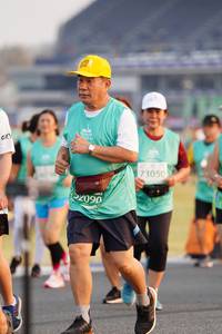 BIB: 73050, 2090
                            <button type="button" onclick="openModal(10495449)" class="btn btn-primary btn-sm float-right btn-popup" data-toggle="modal" data-target=".modal-high-quality">
                        <i class="fas fa-shopping-cart"></i> Add to Cart
                    </button>
                                            <button type="button" onclick="isThisMe(10495449, true)" class="btn btn-success btn-sm float-right btn-popup btn-isme hidden" data-toggle="tooltip" data-placement="bottom" title="นี่คือรูปของคุณใช่ไหม คลิกที่นี่เพื่อเอาเข้าอัลบั้ม">
                        <i class="fas fa-plus"></i> Add to album
                    </button>
                    <button type="button" onclick="isThisMe(10495449, false)" class="btn btn-warning btn-sm float-right btn-popup btn-isnotme hidden">
                        <i class="fas fa-ban"></i> Remove from album
                    </button>