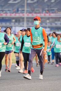 BIB: 51614, 53037
                            <button type="button" onclick="openModal(10495535)" class="btn btn-primary btn-sm float-right btn-popup" data-toggle="modal" data-target=".modal-high-quality">
                        <i class="fas fa-shopping-cart"></i> Add to Cart
                    </button>
                                            <button type="button" onclick="isThisMe(10495535, true)" class="btn btn-success btn-sm float-right btn-popup btn-isme hidden" data-toggle="tooltip" data-placement="bottom" title="นี่คือรูปของคุณใช่ไหม คลิกที่นี่เพื่อเอาเข้าอัลบั้ม">
                        <i class="fas fa-plus"></i> Add to album
                    </button>
                    <button type="button" onclick="isThisMe(10495535, false)" class="btn btn-warning btn-sm float-right btn-popup btn-isnotme hidden">
                        <i class="fas fa-ban"></i> Remove from album
                    </button>