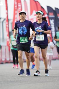 BIB: 51116, 51645
                            <button type="button" onclick="openModal(10518305)" class="btn btn-primary btn-sm float-right btn-popup" data-toggle="modal" data-target=".modal-high-quality">
                        <i class="fas fa-shopping-cart"></i> Add to Cart
                    </button>
                                            <button type="button" onclick="isThisMe(10518305, true)" class="btn btn-success btn-sm float-right btn-popup btn-isme hidden" data-toggle="tooltip" data-placement="bottom" title="นี่คือรูปของคุณใช่ไหม คลิกที่นี่เพื่อเอาเข้าอัลบั้ม">
                        <i class="fas fa-plus"></i> Add to album
                    </button>
                    <button type="button" onclick="isThisMe(10518305, false)" class="btn btn-warning btn-sm float-right btn-popup btn-isnotme hidden">
                        <i class="fas fa-ban"></i> Remove from album
                    </button>