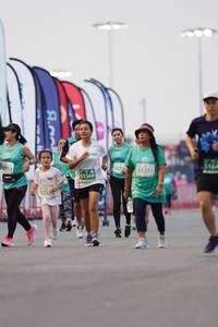 BIB: 5164, 222, 51211, 2912, 1568, 52229
                            <button type="button" onclick="openModal(10518172)" class="btn btn-primary btn-sm float-right btn-popup" data-toggle="modal" data-target=".modal-high-quality">
                        <i class="fas fa-shopping-cart"></i> Add to Cart
                    </button>
                                            <button type="button" onclick="isThisMe(10518172, true)" class="btn btn-success btn-sm float-right btn-popup btn-isme hidden" data-toggle="tooltip" data-placement="bottom" title="นี่คือรูปของคุณใช่ไหม คลิกที่นี่เพื่อเอาเข้าอัลบั้ม">
                        <i class="fas fa-plus"></i> Add to album
                    </button>
                    <button type="button" onclick="isThisMe(10518172, false)" class="btn btn-warning btn-sm float-right btn-popup btn-isnotme hidden">
                        <i class="fas fa-ban"></i> Remove from album
                    </button>