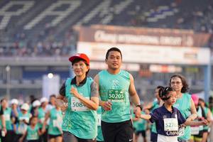 BIB: 50205, 508, 5276
                            <button type="button" onclick="openModal(10497656)" class="btn btn-primary btn-sm float-right btn-popup" data-toggle="modal" data-target=".modal-high-quality">
                        <i class="fas fa-shopping-cart"></i> Add to Cart
                    </button>
                                            <button type="button" onclick="isThisMe(10497656, true)" class="btn btn-success btn-sm float-right btn-popup btn-isme hidden" data-toggle="tooltip" data-placement="bottom" title="นี่คือรูปของคุณใช่ไหม คลิกที่นี่เพื่อเอาเข้าอัลบั้ม">
                        <i class="fas fa-plus"></i> Add to album
                    </button>
                    <button type="button" onclick="isThisMe(10497656, false)" class="btn btn-warning btn-sm float-right btn-popup btn-isnotme hidden">
                        <i class="fas fa-ban"></i> Remove from album
                    </button>