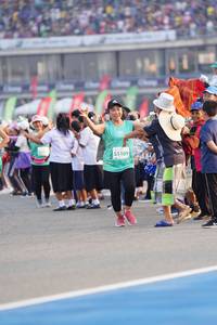 BIB: 1109
                            <button type="button" onclick="openModal(10488437)" class="btn btn-primary btn-sm float-right btn-popup" data-toggle="modal" data-target=".modal-high-quality">
                        <i class="fas fa-shopping-cart"></i> Add to Cart
                    </button>
                                            <button type="button" onclick="isThisMe(10488437, true)" class="btn btn-success btn-sm float-right btn-popup btn-isme hidden" data-toggle="tooltip" data-placement="bottom" title="นี่คือรูปของคุณใช่ไหม คลิกที่นี่เพื่อเอาเข้าอัลบั้ม">
                        <i class="fas fa-plus"></i> Add to album
                    </button>
                    <button type="button" onclick="isThisMe(10488437, false)" class="btn btn-warning btn-sm float-right btn-popup btn-isnotme hidden">
                        <i class="fas fa-ban"></i> Remove from album
                    </button>